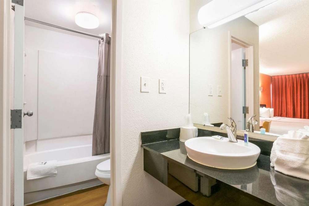 Rodeway Inn Baltimore - Inner Harbor South